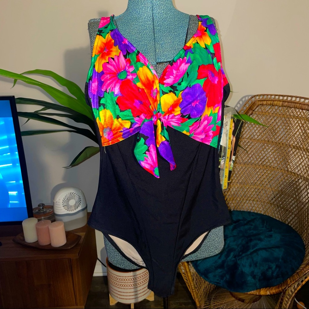 Vintage NWT Floral Carol Wior Slimsuit
